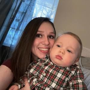 Meet your Posher, Alivia